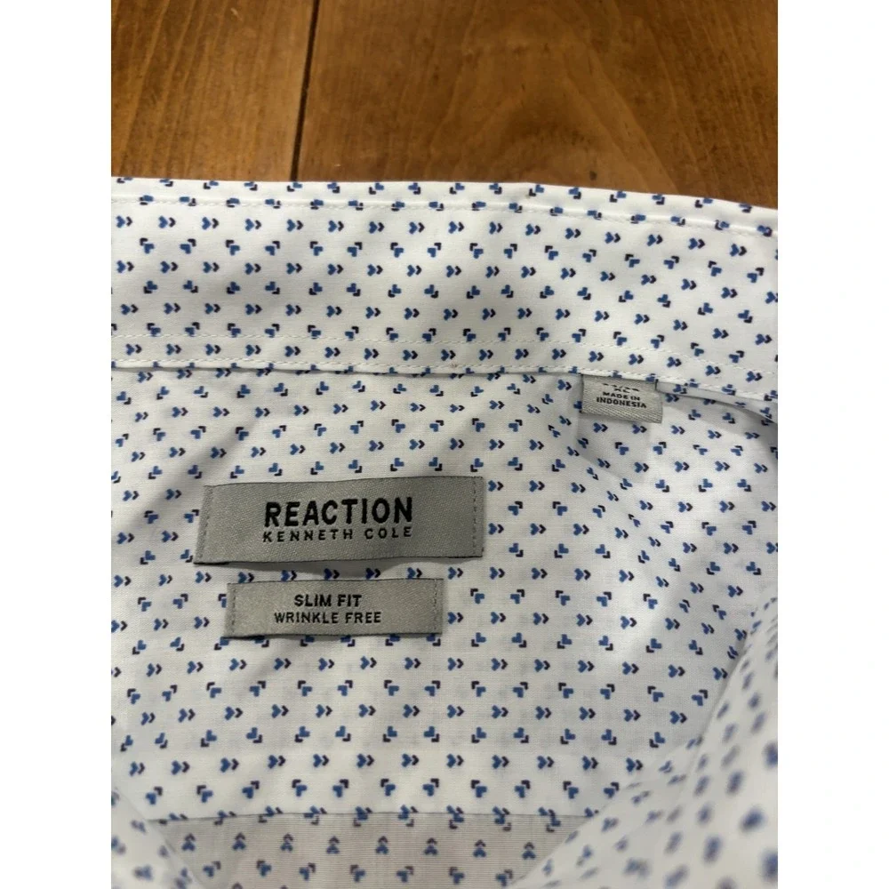REACTION Kenneth Cole Men's Slim Fit Dress Shirt White Blue Pattern Wrinkle Free